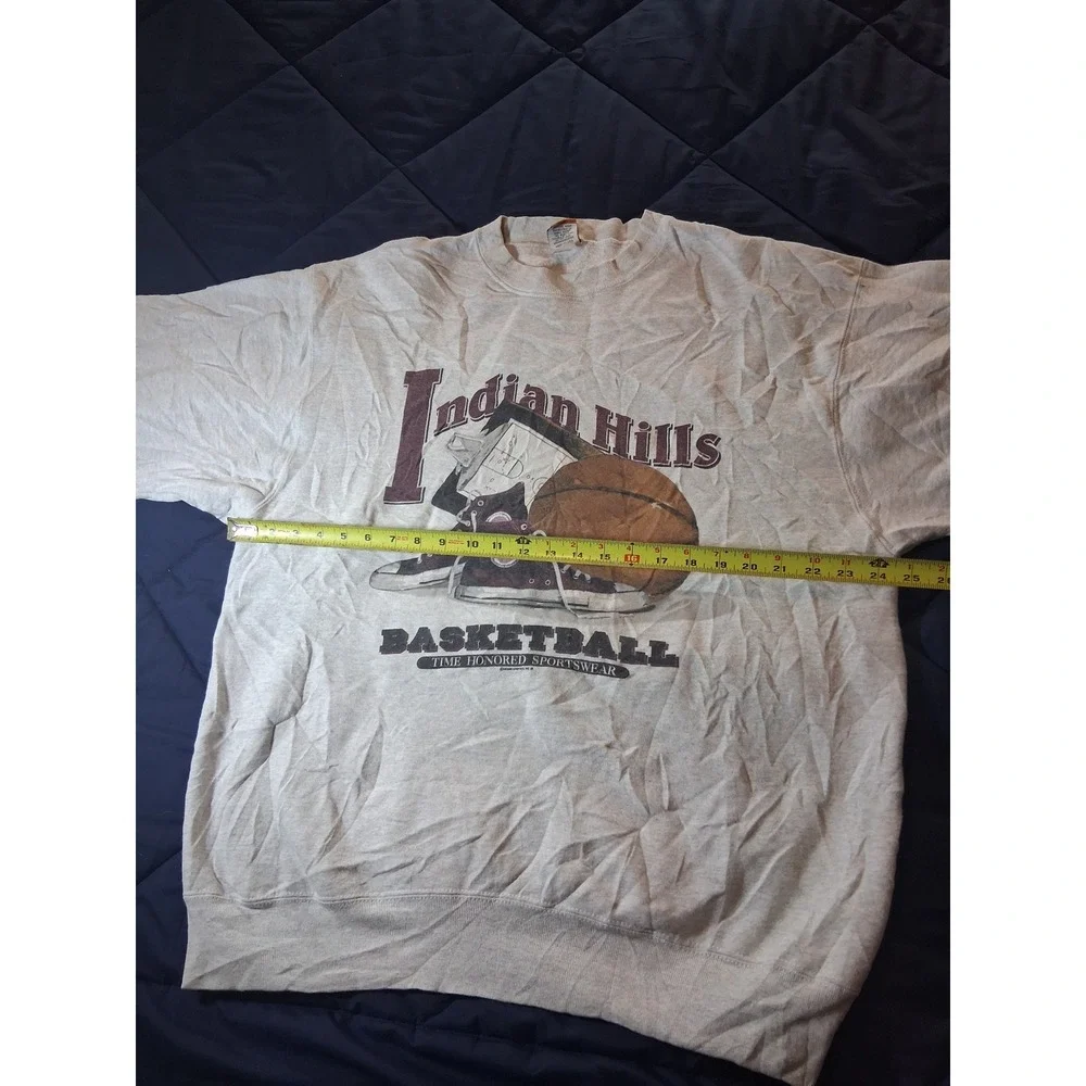 Vintage 80s UAS Indian Hills Basketball Sweatshirt Gray Mens XL Made in USA